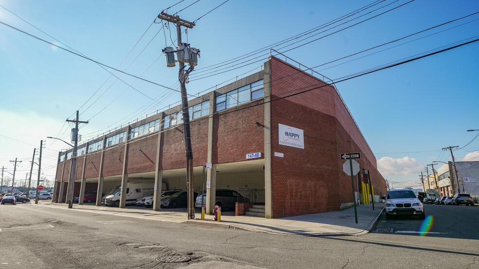 More Photos Of 167-55 148th Ave, Jamaica Warehouse For Lease