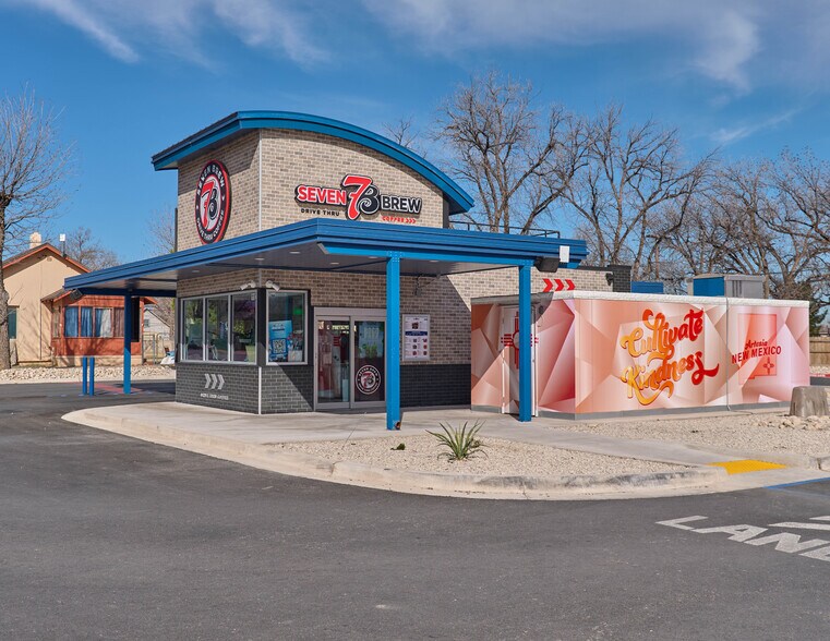 More Photos Of 1102 W Main St, Artesia Fast Food For Sale