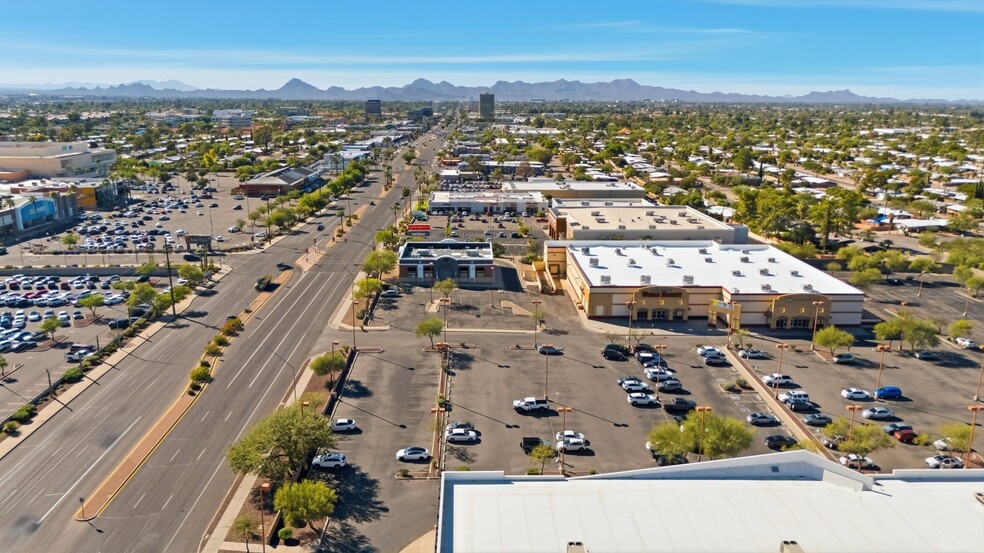 More Photos Of 5975 E Broadway Blvd, Tucson Freestanding For Sale