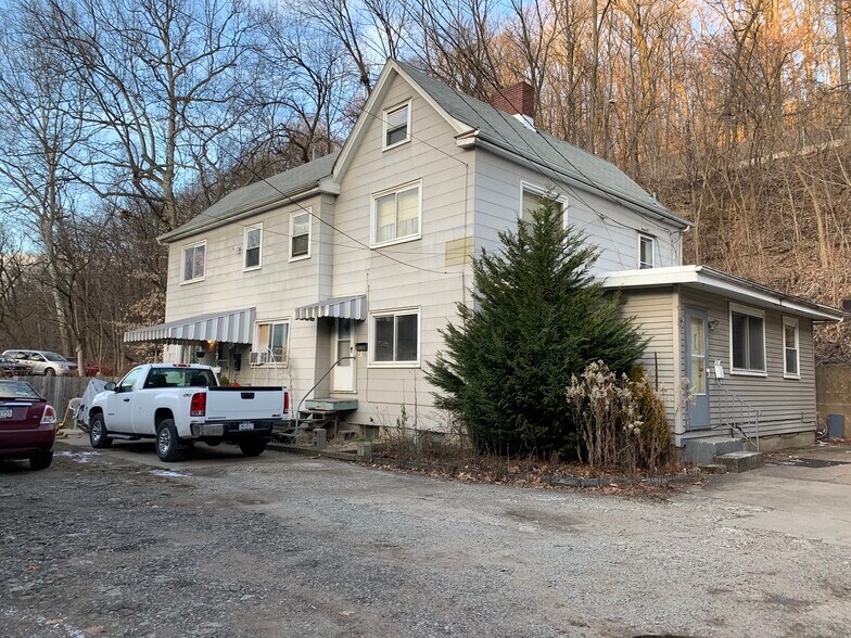 1281 Saw Mill Run Blvd, Pittsburgh, PA 15226 Service For Sale