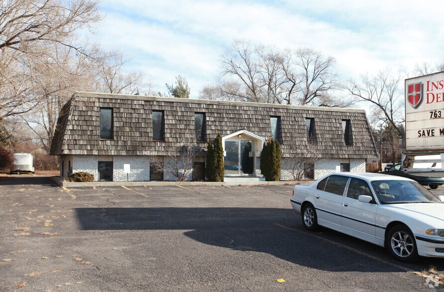 More Photos Of 8729 NE Central Ave, Blaine Office For Sale