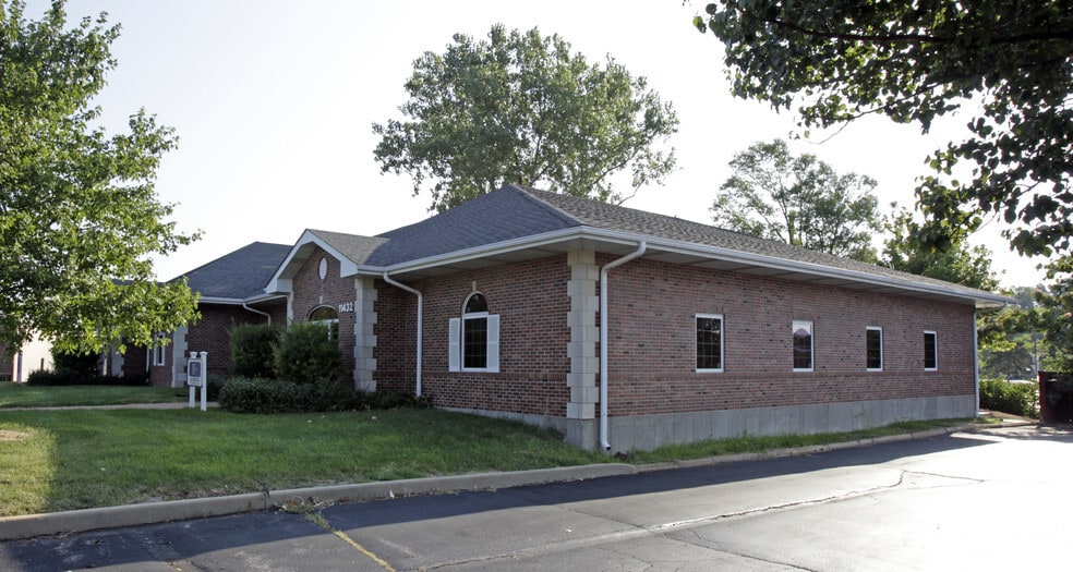 More Photos Of 11428-11432 Tesson Ferry Rd, Saint Louis Medical For Lease