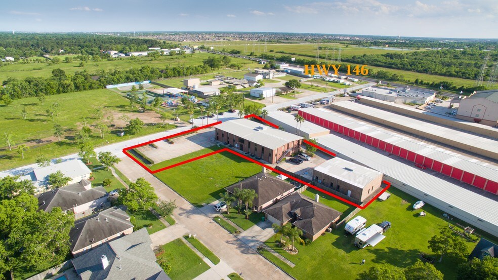 More Photos Of 601 Cien Rd, Kemah Unknown For Lease