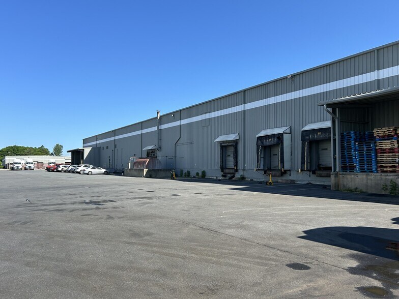 More Photos Of 1001 Industrial Hwy, Eddystone Unknown For Lease