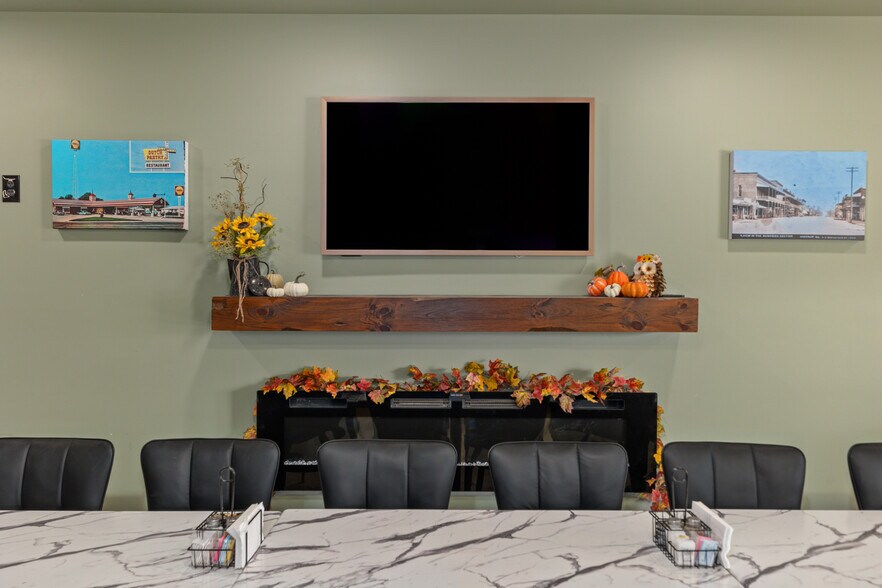 More Photos Of 120 Cumberland St, Greenup General Retail For Sale