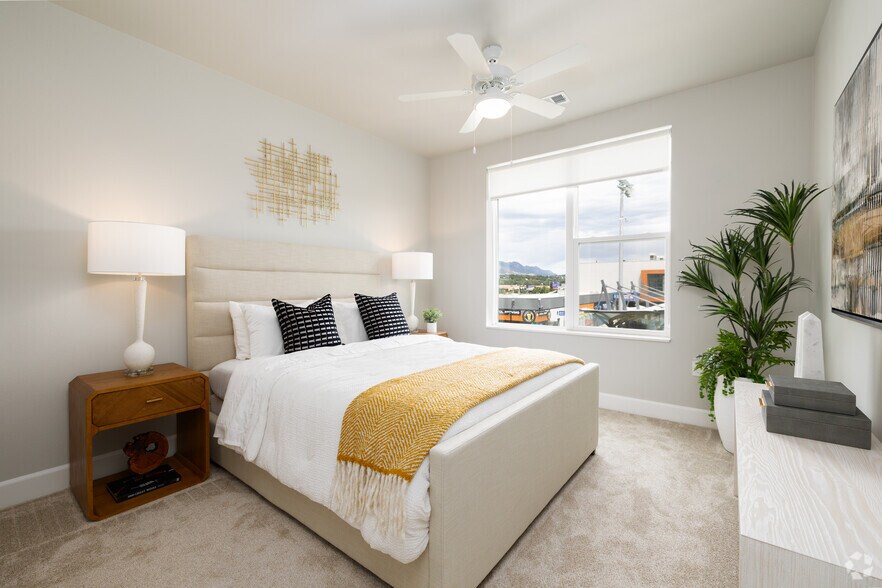 More Photos Of 655 S Sierra Madre St, Colorado Springs Apartments For Lease