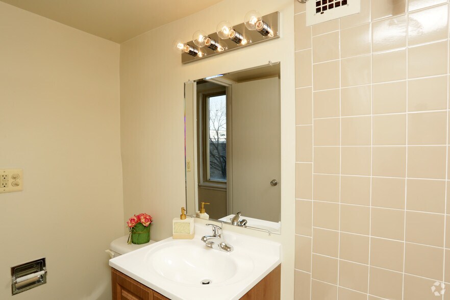 More Photos Of 101-103 G St SW, Washington Apartments For Sale