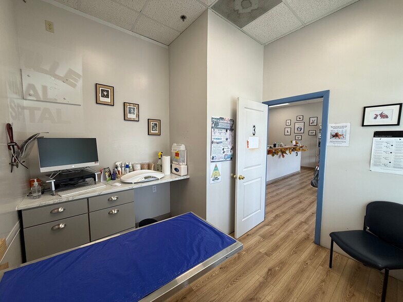 More Photos Of 907 Norwich New London Tpke, Uncasville Freestanding For Lease