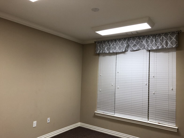 More Photos Of 8951 Collin McKinney Pky, McKinney Medical For Lease