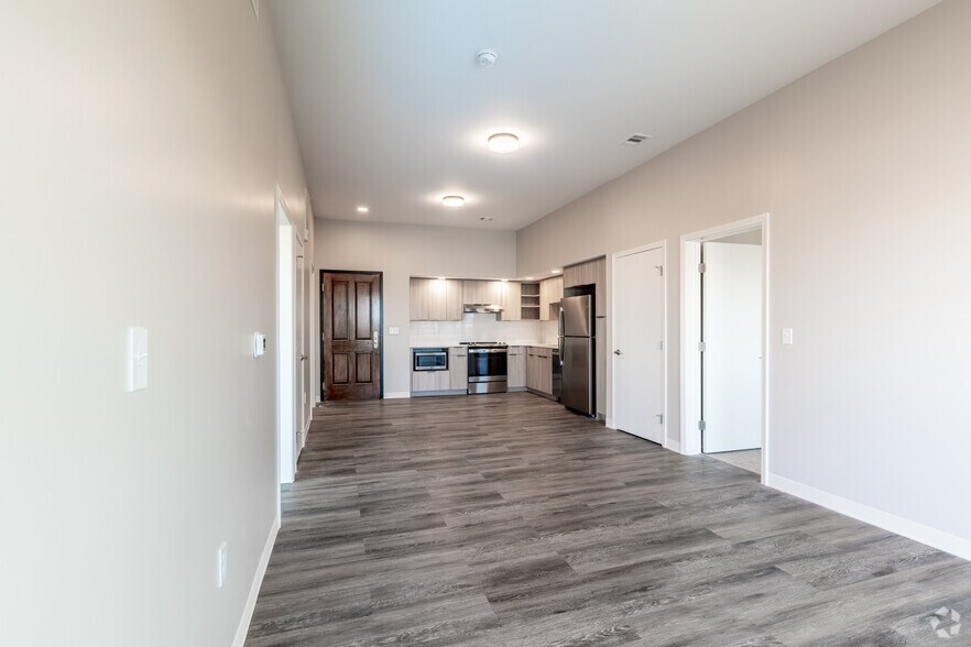 More Photos Of 1901 Vine St, Kansas City Multifamily For Sale