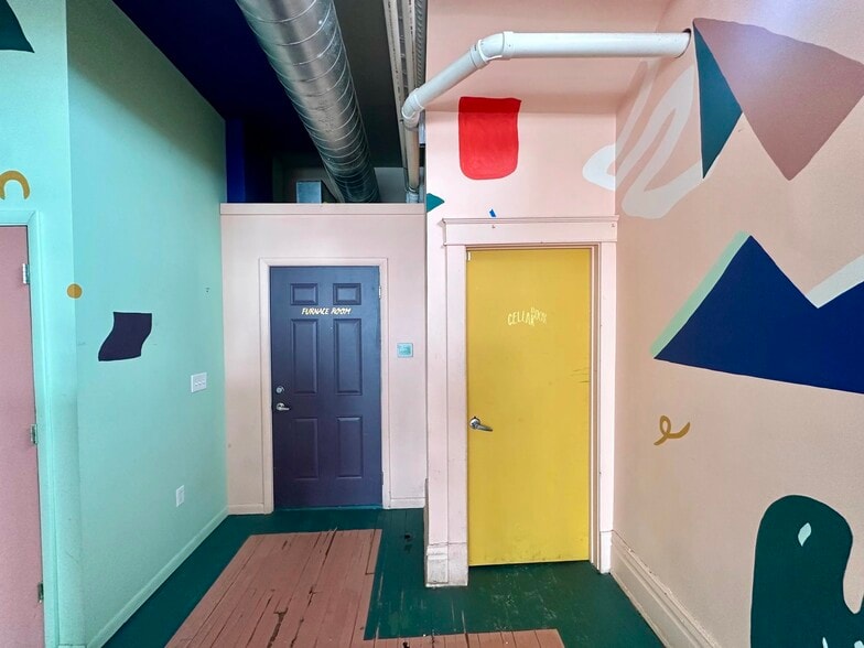 More Photos Of 800 E Michigan Ave, Lansing Apartments For Lease