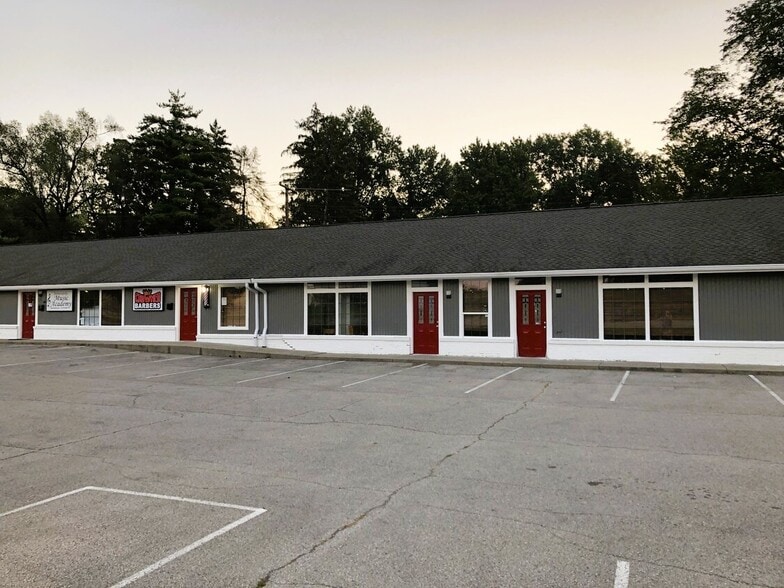 Primary Photo Of 5703 S East St, Indianapolis Medical For Lease