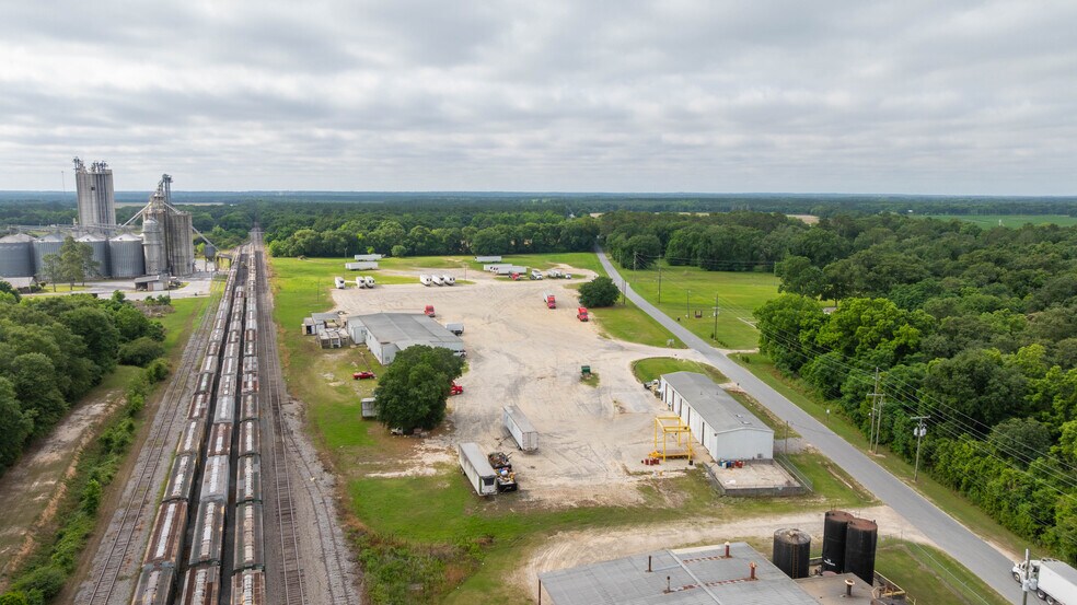 More Photos Of 565 Thomas St, Camilla Industrial For Sale