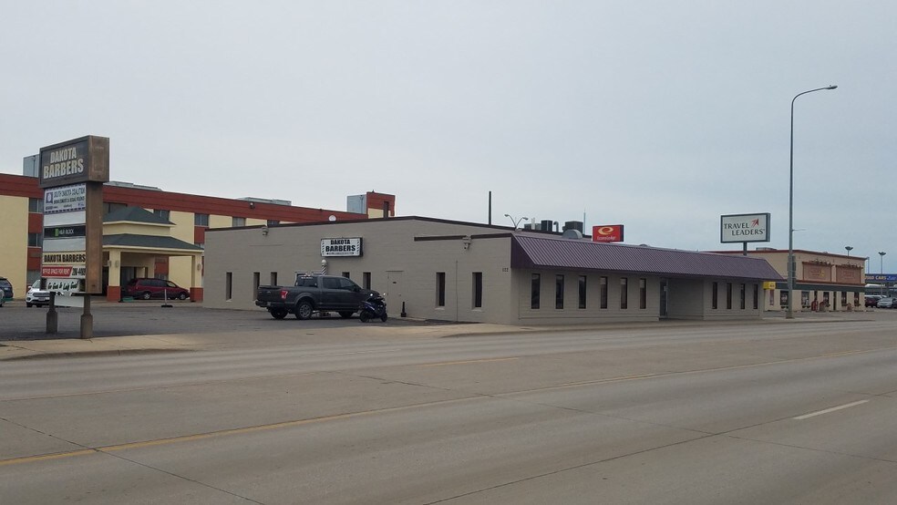 More Photos Of 122 E Sioux Ave, Pierre Office For Lease