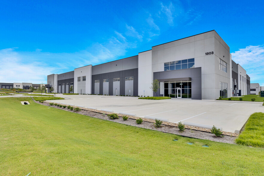 Primary Photo Of 1803 Titan Dr, Georgetown Warehouse For Lease