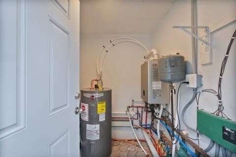 More Photos Of 440 Middle Country Rd, Middle Island Apartments For Sale