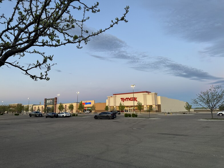 More Photos Of TBD Marketplace North Blvd, Nampa Land For Sale