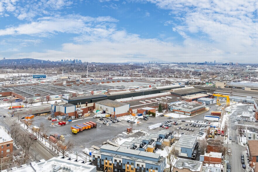 More Photos Of 795-895 Av George-V, Lachine Manufacturing For Lease