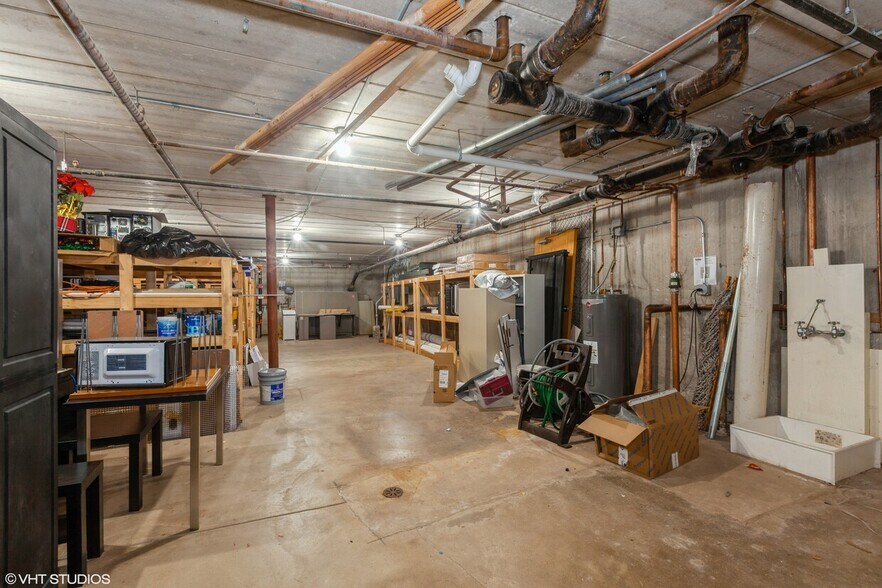 More Photos Of 4906 Main St, Lisle Office For Sale