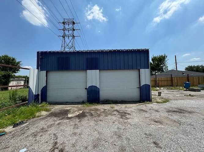 More Photos Of 1602 Collingsworth, Houston Land For Lease