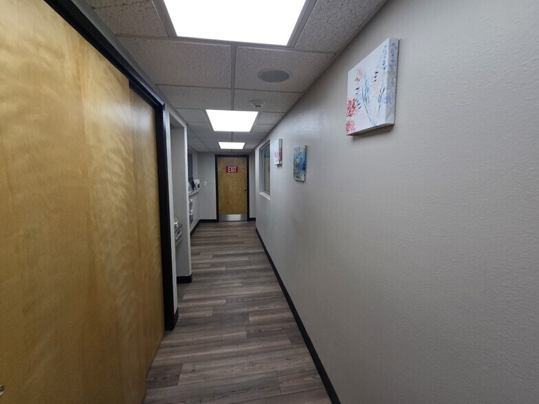 More Photos Of 999 Division St, Prescott Medical For Sale