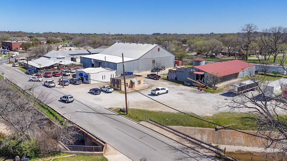 More Photos Of 320 N Bell Ave, Denton Land For Sale