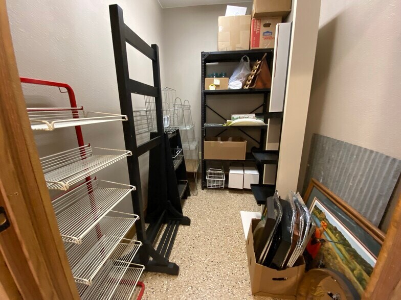 More Photos Of W2003 State Road 21, Berlin Daycare Center For Sale