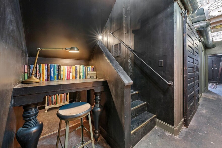 More Photos Of 43 W Markison Ave, Columbus Apartments For Sale