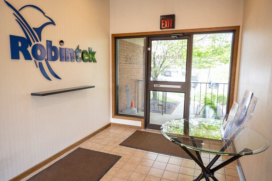 More Photos Of 190 S State St, Westerville Office For Lease