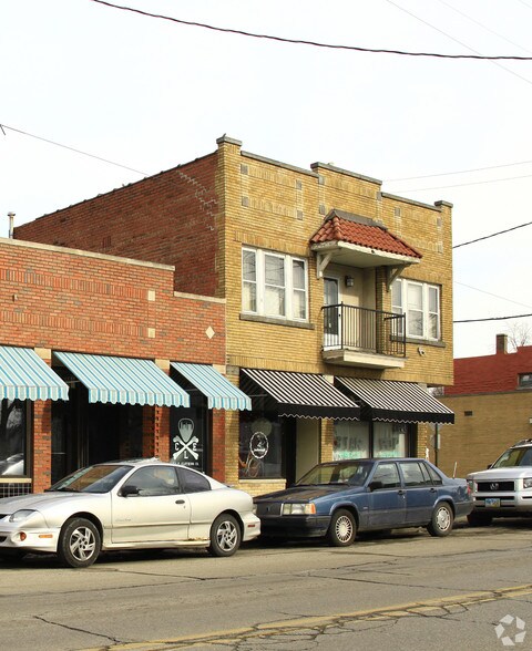 More Photos Of 15813 Waterloo Rd, Cleveland Storefront Retail Residential For Lease