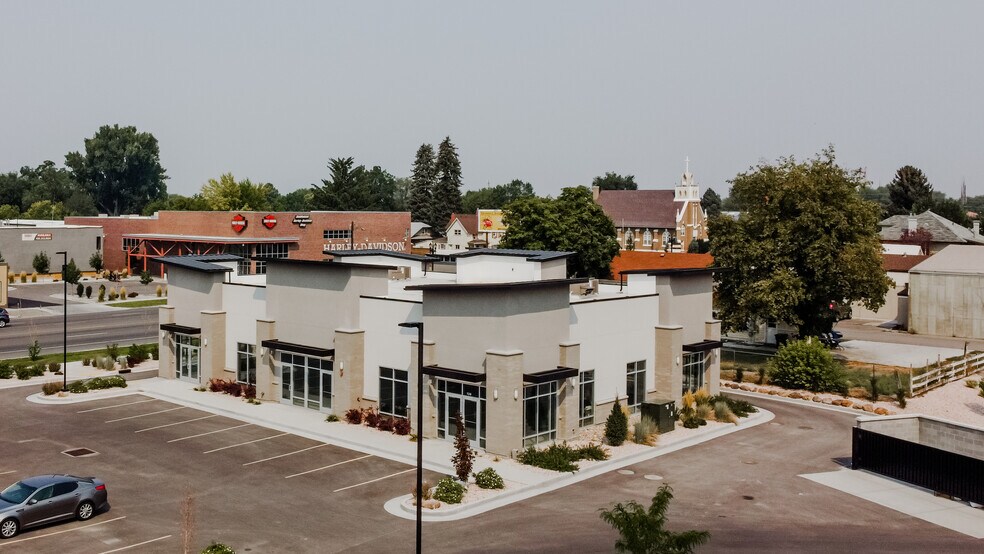 More Photos Of 532 S Main St, Logan Unknown For Lease