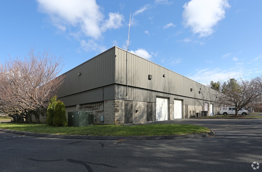 More Photos Of 190 Century Dr, Bristol Light Manufacturing For Lease