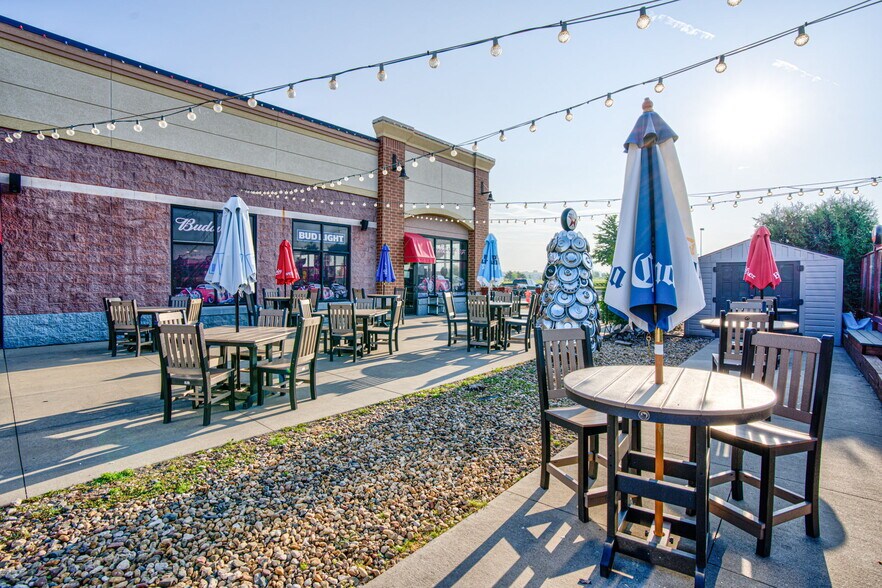 More Photos Of 4325 Maine Ave SE, Rochester Restaurant For Sale