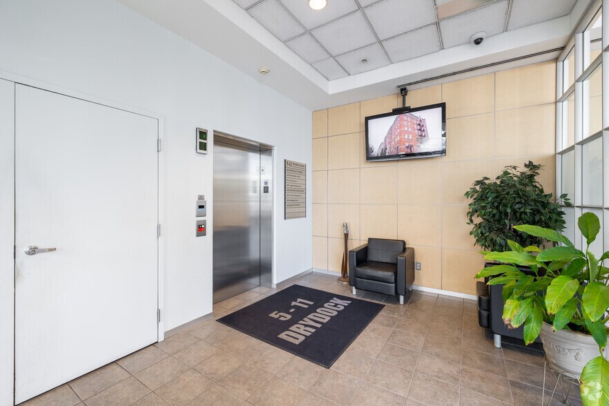 More Photos Of 5-11 Drydock Ave, Boston Office For Lease