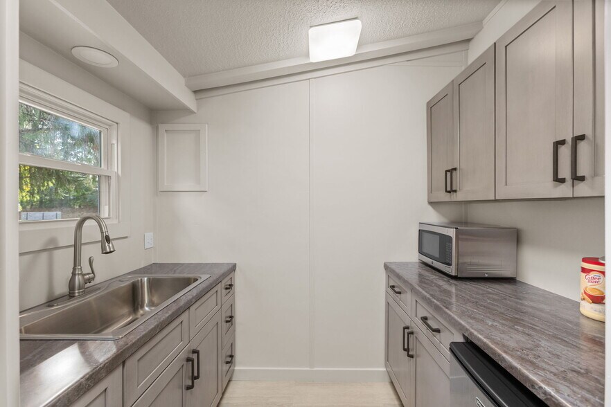 More Photos Of 880 Us-522 Hwy, Selinsgrove Medical For Sale