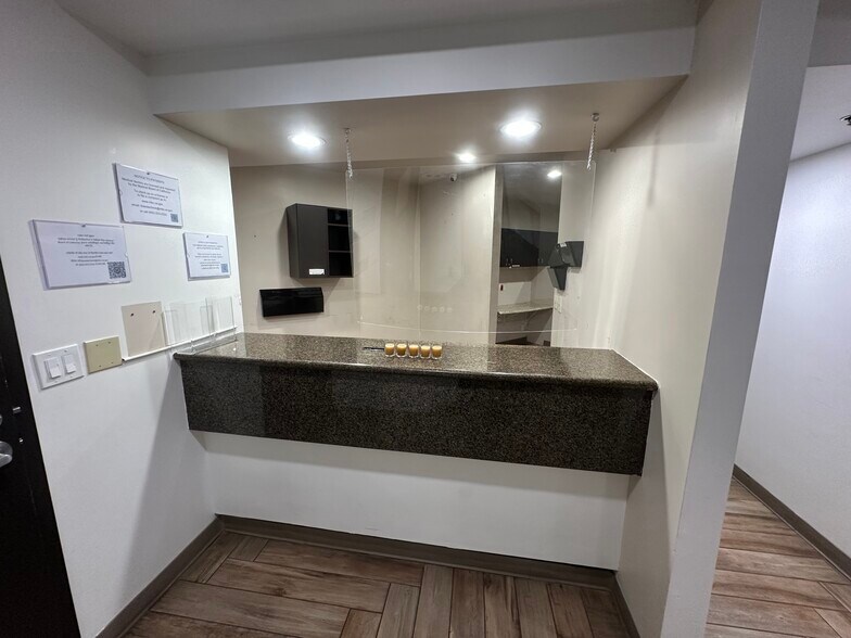 More Photos Of 6001 Truxtun Ave, Bakersfield Medical For Lease