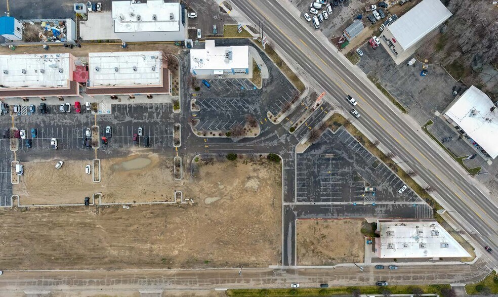 More Photos Of 3110 Cleveland Blvd, Caldwell Storefront For Lease