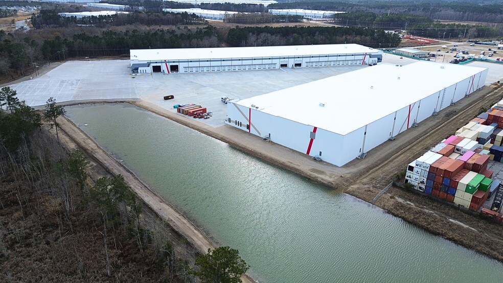 More Photos Of 115 Parkway Dr, Rincon Unknown For Lease