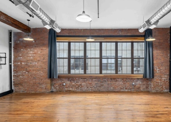 More Photos Of 456 Johnson Ave, Brooklyn Office For Lease