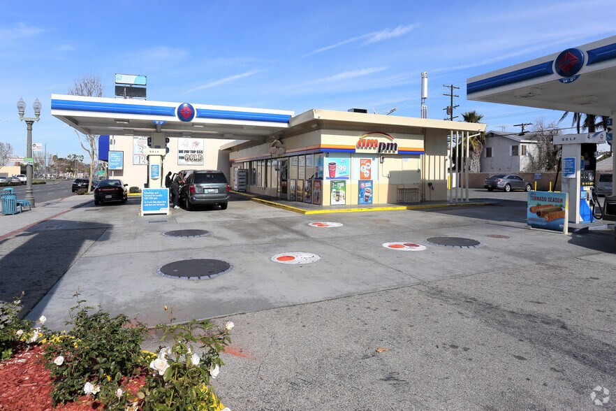 More Photos Of 16518 Hawthorne Blvd, Lawndale Service Station For Sale
