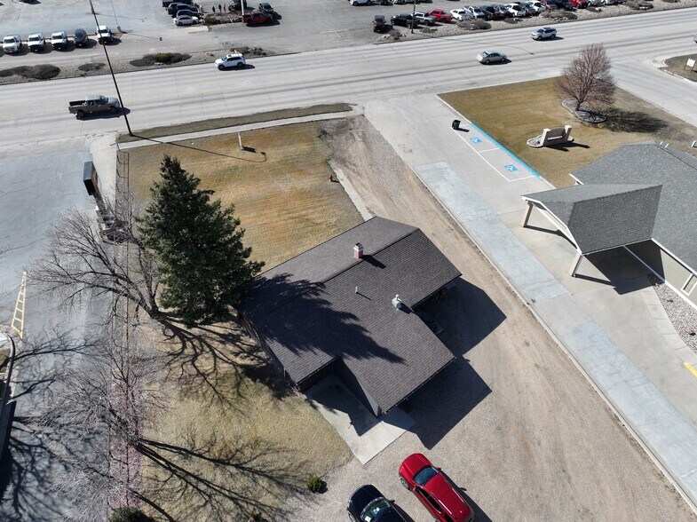 More Photos Of 35 5th Ave, Belle Fourche Office For Sale