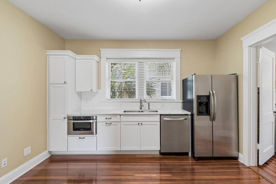 More Photos Of 1505 S Howard Ave, Tampa Office Residential For Lease