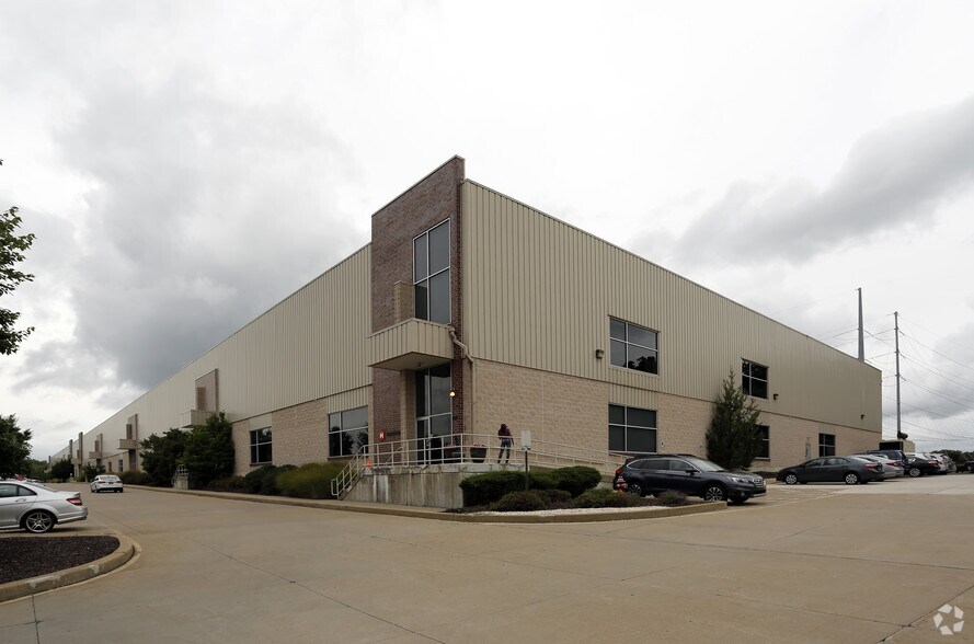 Primary Photo Of 600-650 Pencader Dr, Newark Warehouse For Lease