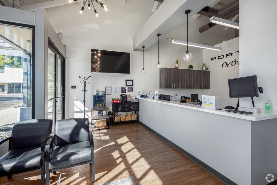 More Photos Of 509 Bush St, Woodland Office For Sale