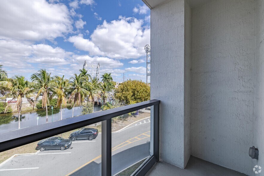 More Photos Of 1 Curtiss Pky, Miami Springs Apartments For Sale