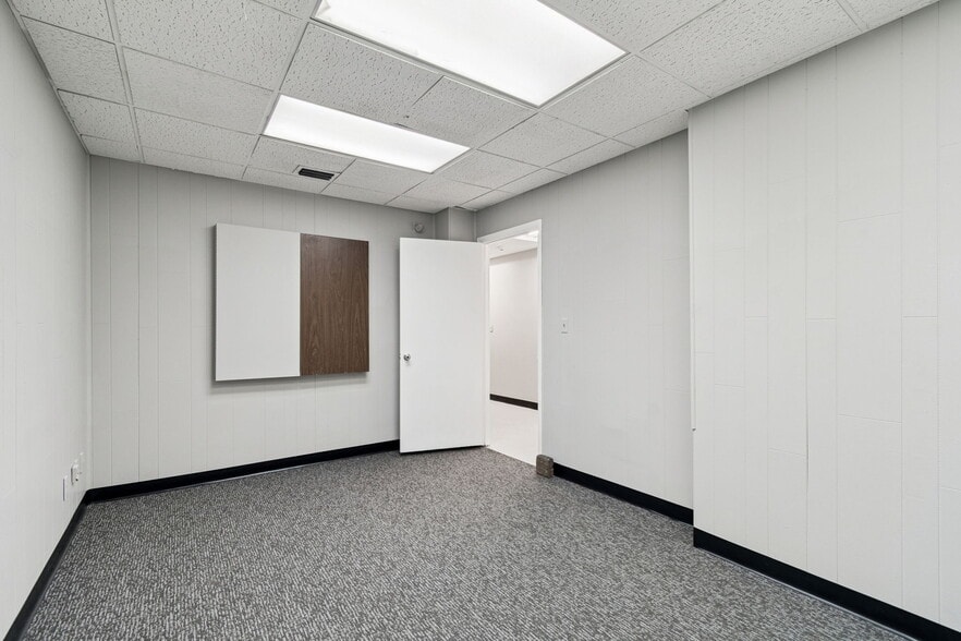 More Photos Of 715 McDuff Ave N, Jacksonville Storefront Retail Residential For Sale