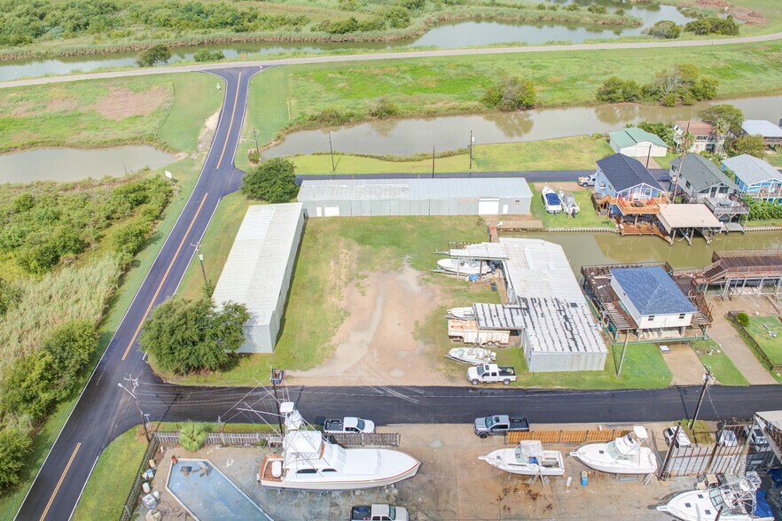 More Photos Of 205 Marine Way, Freeport Self Storage For Sale