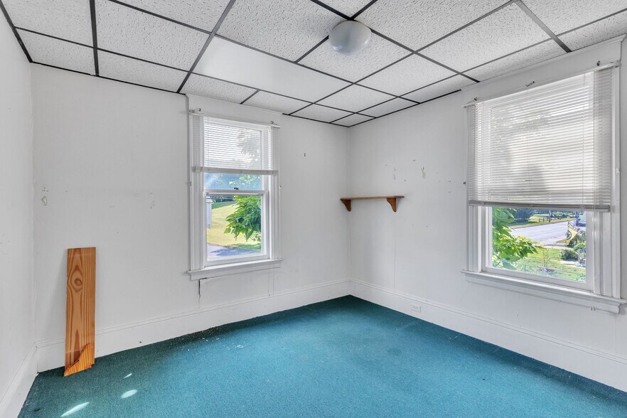 More Photos Of 297 Main St, Monson Storefront Retail Residential For Sale