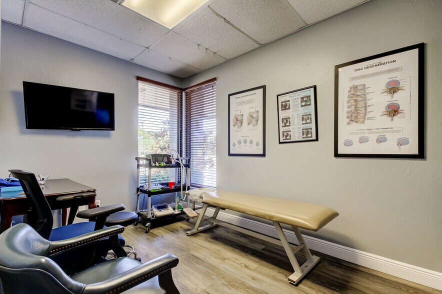 More Photos Of 6500-6514 Central Ave, Saint Petersburg Office For Sale