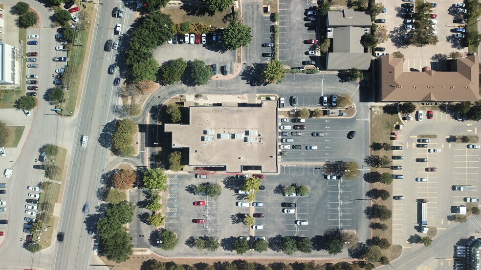 More Photos Of 3305 Steck Ave, Austin Loft Creative Space For Lease